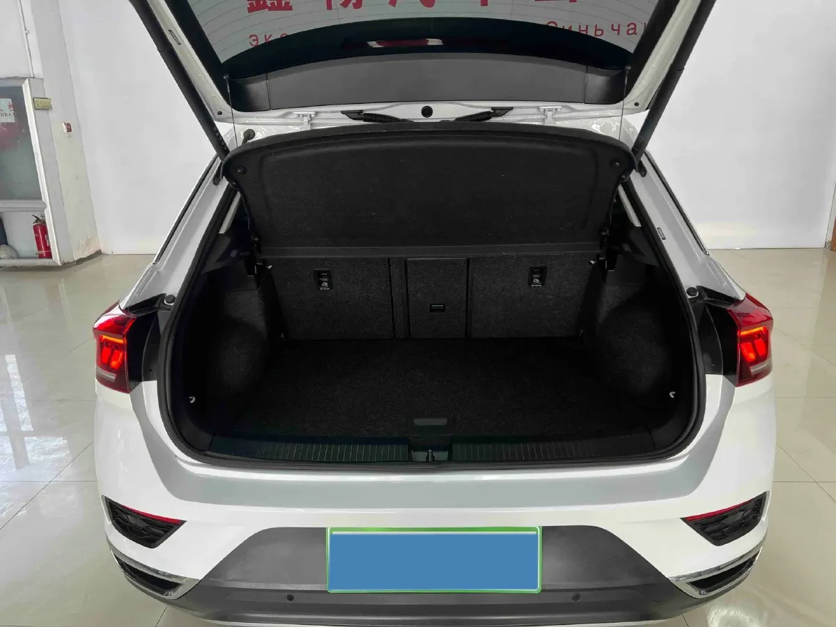 2021 Volkswagen T-Roc 1.4T 150HP L4 7DCT,autocango,china used car exporter,china ev exporter,chinese used car exporter,chinese used ev exporter