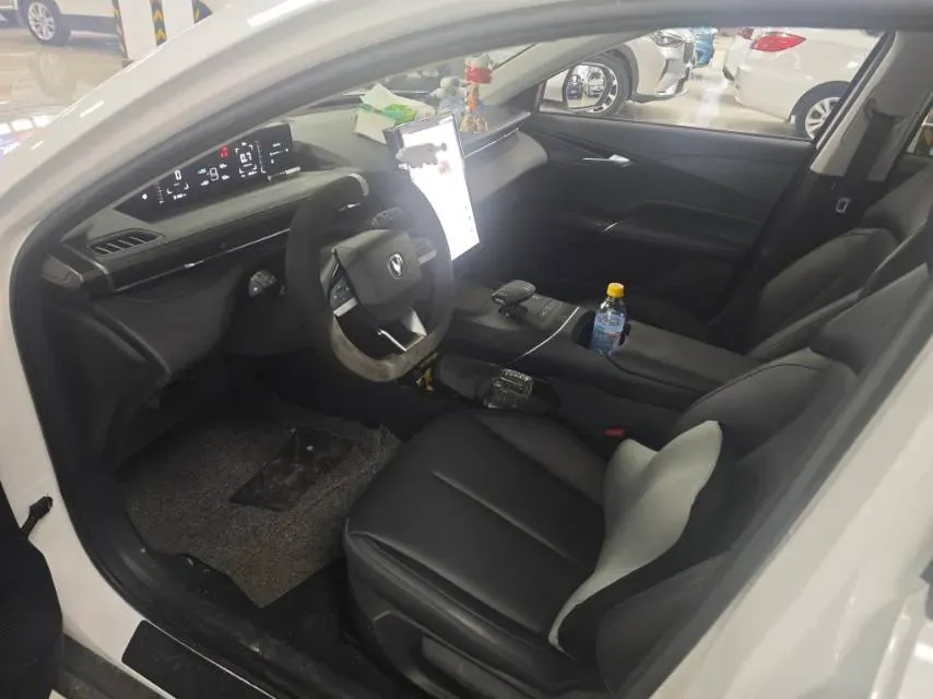 2024 ChangAn Eado 1.5T 170HP L4 7DCT,autocango,china used car exporter,china ev exporter,chinese used car exporter,chinese used ev exporter