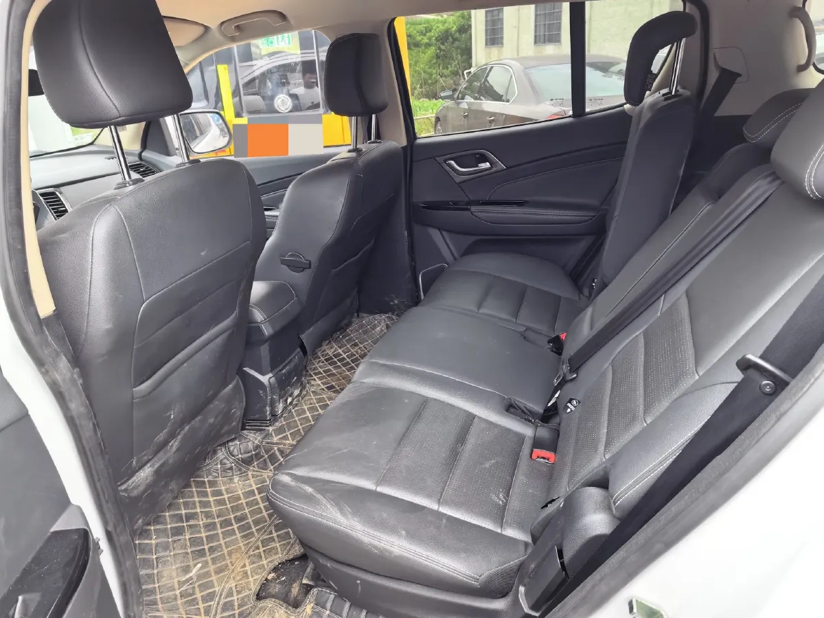 2020 Isuzu Mu-X 1.9T 166HP L4 6AT,autocango,china used car exporter,china ev exporter,chinese used car exporter,chinese used ev exporter