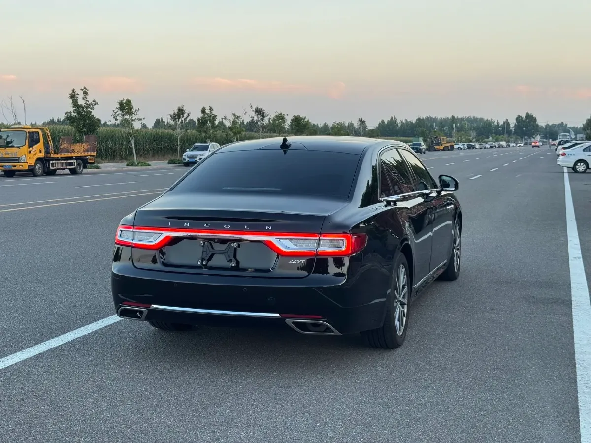 2019 Lincoln Continental 2.0T 261HP L4 6AT,autocango,china used car exporter,china ev exporter,chinese used car exporter,chinese used ev exporter