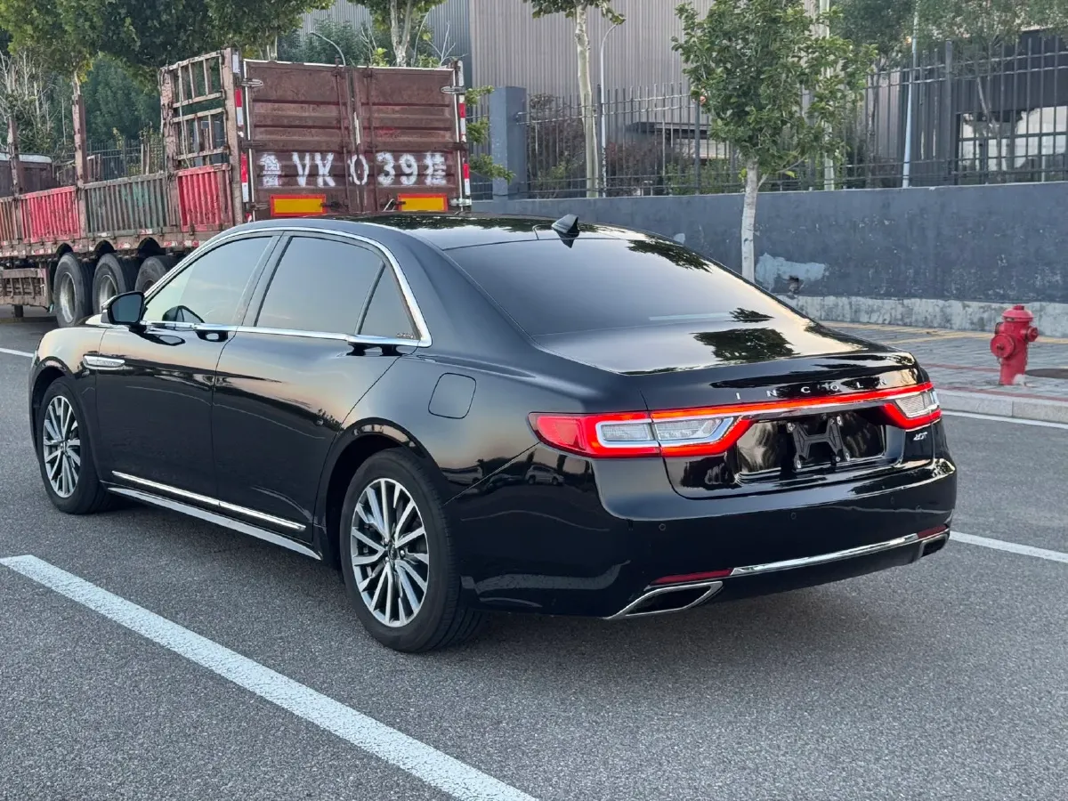 2019 Lincoln Continental 2.0T 261HP L4 6AT,autocango,china used car exporter,china ev exporter,chinese used car exporter,chinese used ev exporter
