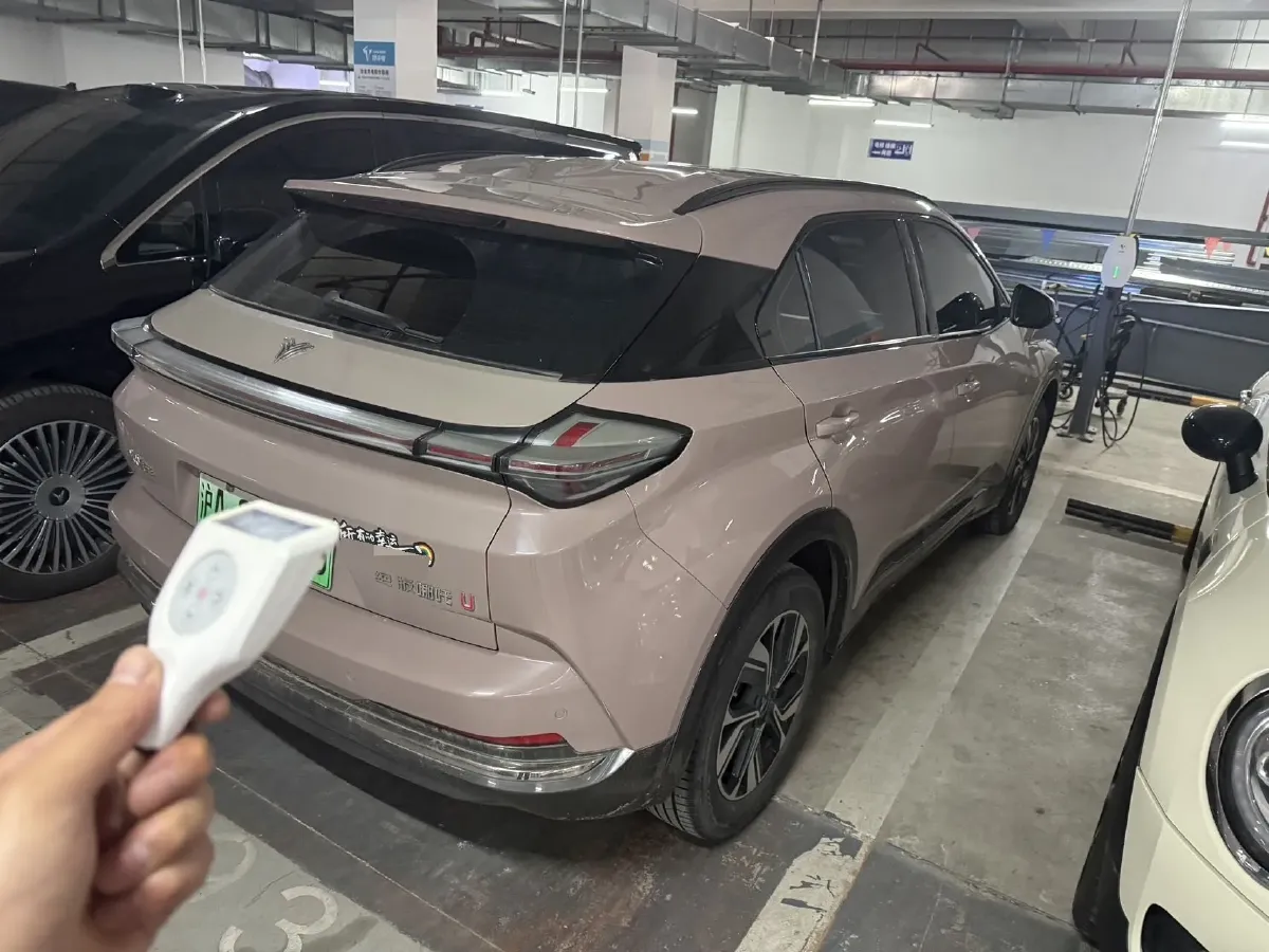 2022 Venucia Grand V 1.5T 190HP L4 7DCT,autocango,china used car exporter,china ev exporter,chinese used car exporter,chinese used ev exporter