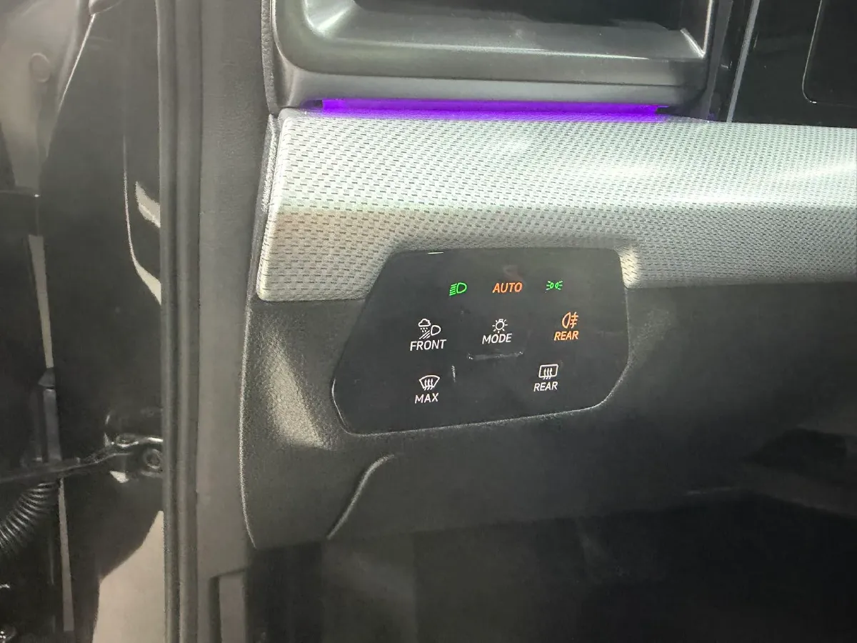 2023 Volkswagen Lamando 1.4T 150HP L4 7DCT,autocango,china used car exporter,china ev exporter,chinese used car exporter,chinese used ev exporter