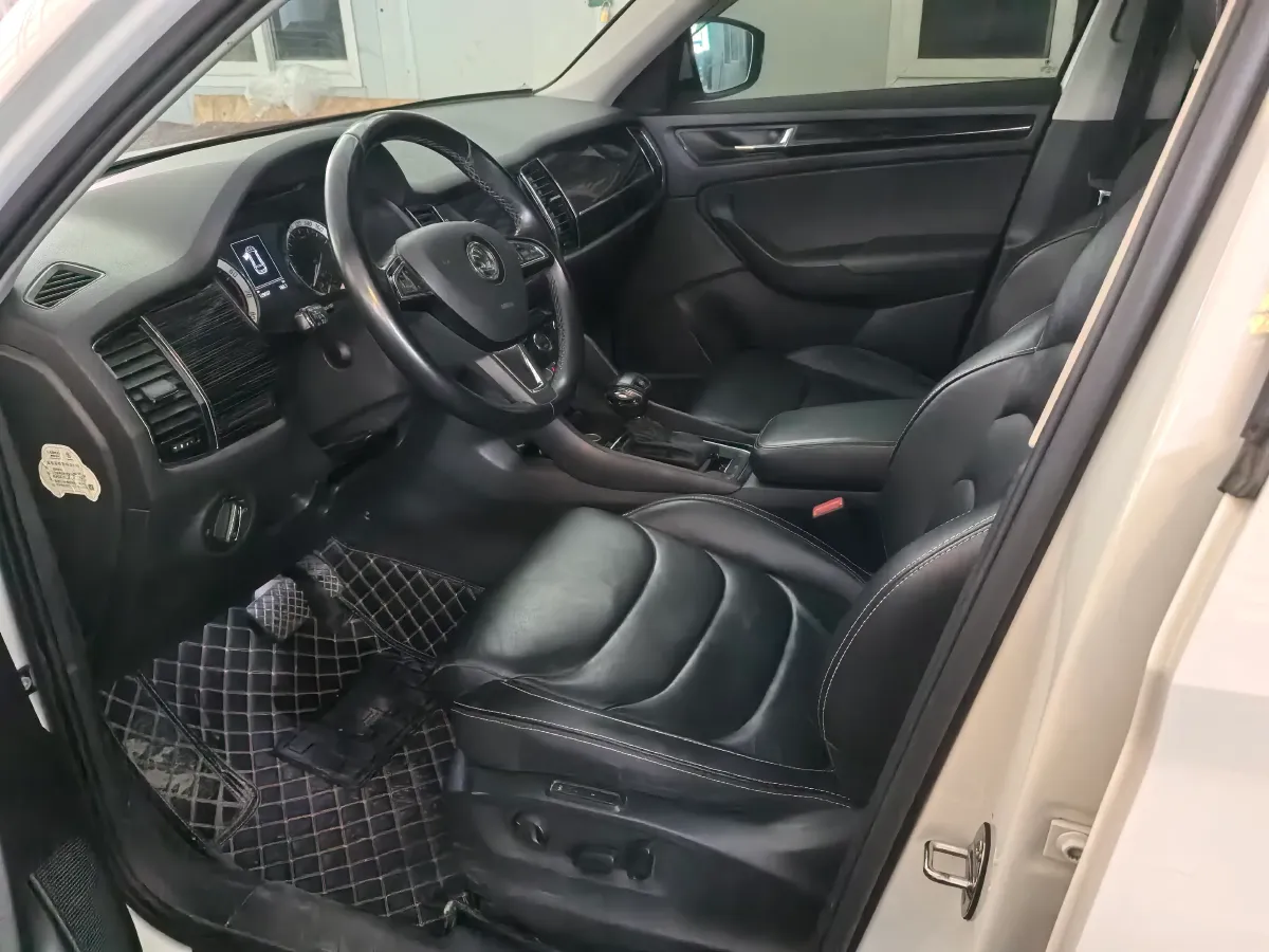 2018 Skoda Kodiak 2.0T 186HP L4 7DCT,autocango,china used car exporter,china ev exporter,chinese used car exporter,chinese used ev exporter