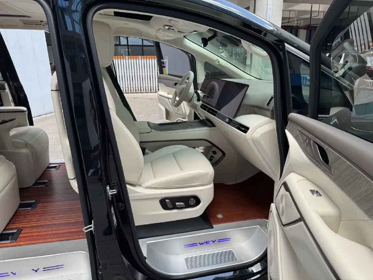 2025 WEY HighMountain 1.5T 170HP L4 4DHT PHEV,autocango,china used car exporter,china ev exporter,chinese used car exporter,chinese used ev exporter