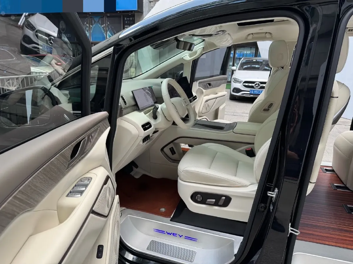 2025 WEY HighMountain 1.5T 170HP L4 4DHT PHEV,autocango,china used car exporter,china ev exporter,chinese used car exporter,chinese used ev exporter