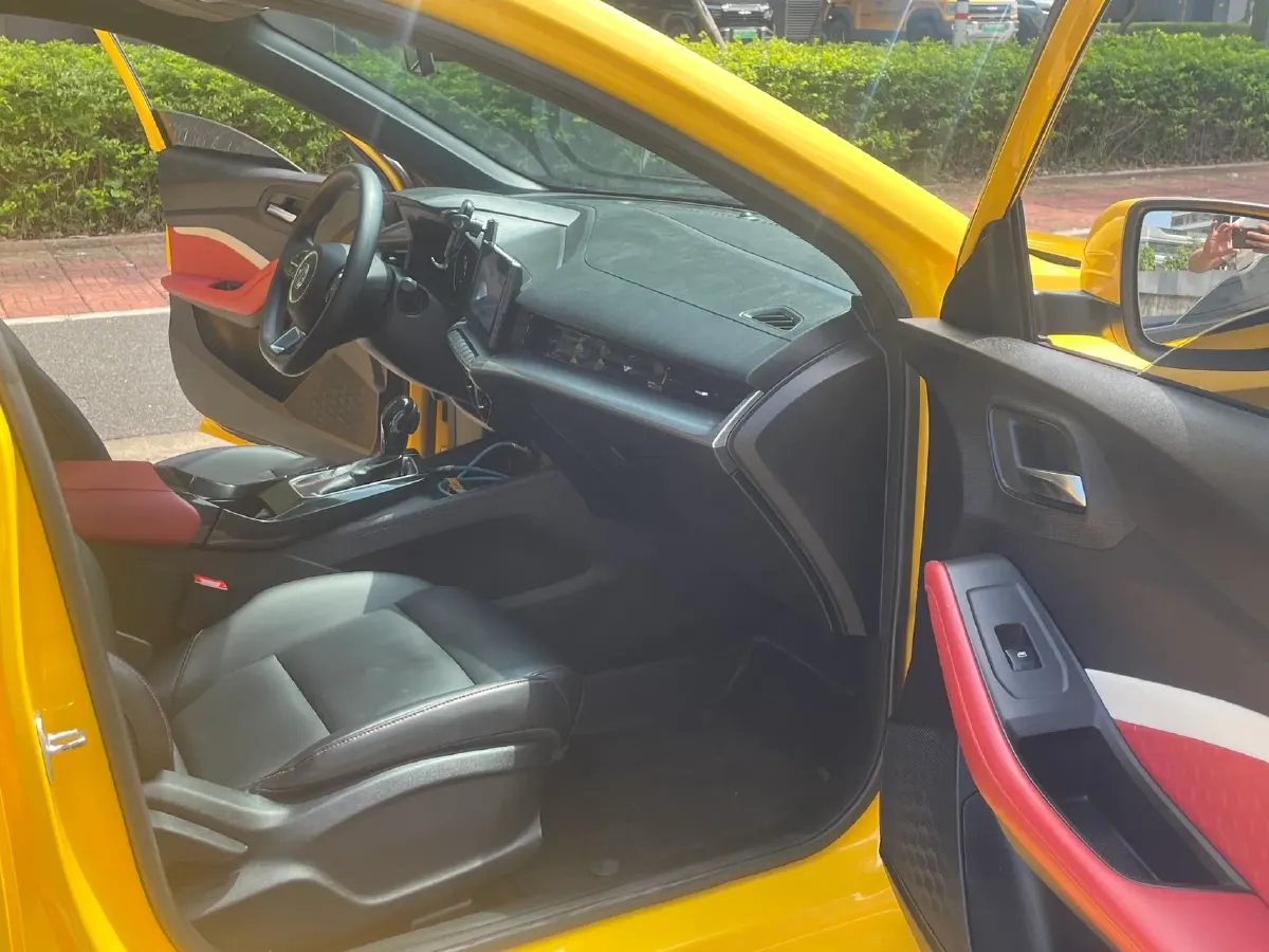 2021 MG 5 1.5L 120HP L4 CVT,autocango,china used car exporter,china ev exporter,chinese used car exporter,chinese used ev exporter