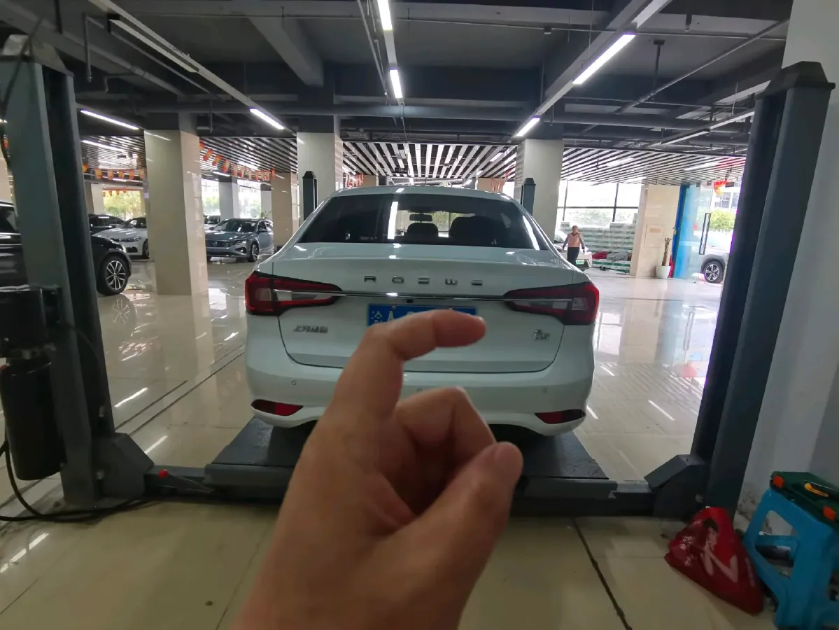 2019 Roewe i5 1.5L 120HP L4 CVT,autocango,china used car exporter,china ev exporter,chinese used car exporter,chinese used ev exporter