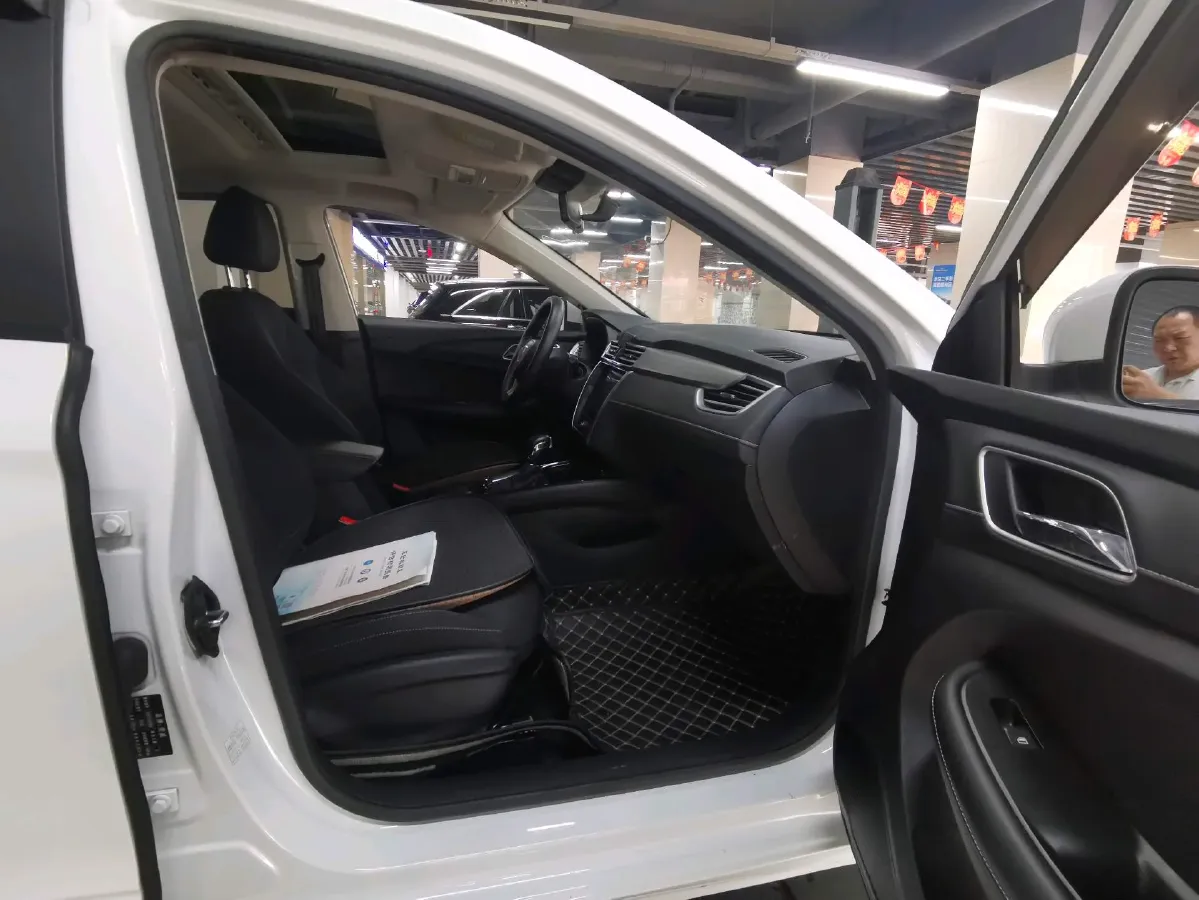 2019 Roewe i5 1.5L 120HP L4 CVT,autocango,china used car exporter,china ev exporter,chinese used car exporter,chinese used ev exporter