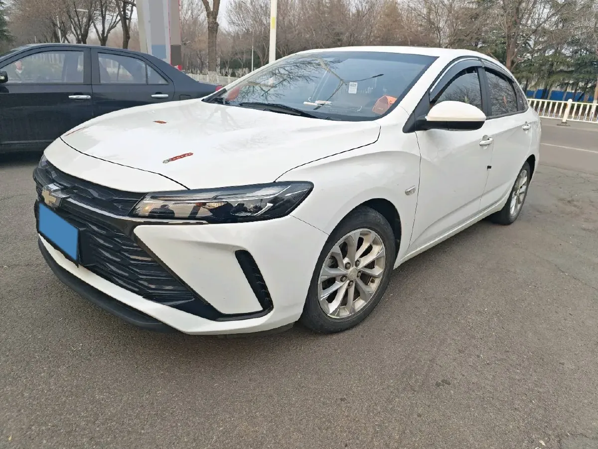 2023 Chevrolet Monza 1.5L 113HP L4 6DCT,autocango,china used car exporter,china ev exporter,chinese used car exporter,chinese used ev exporter