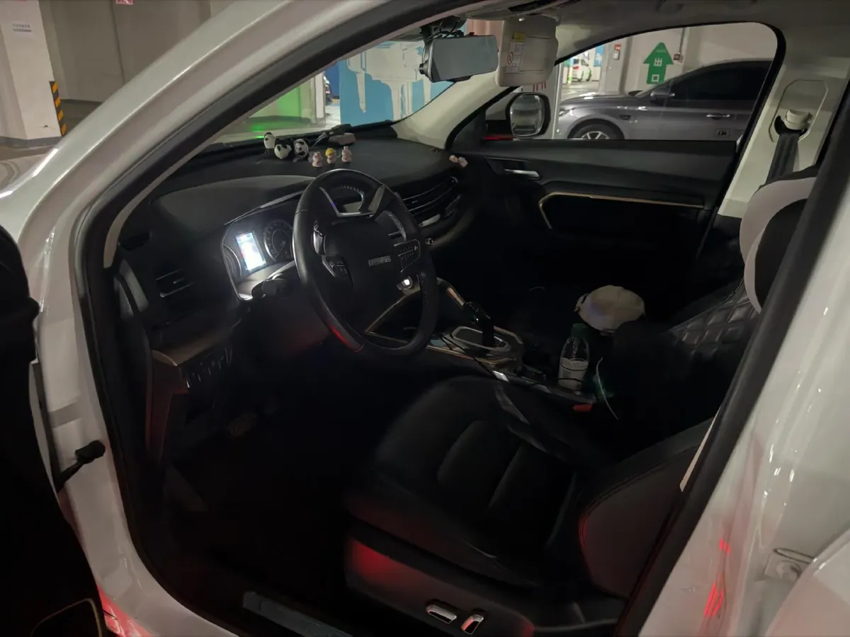 2020 Haval H6 1.5T 169HP L4 7DCT,autocango,china used car exporter,china ev exporter,chinese used car exporter,chinese used ev exporter