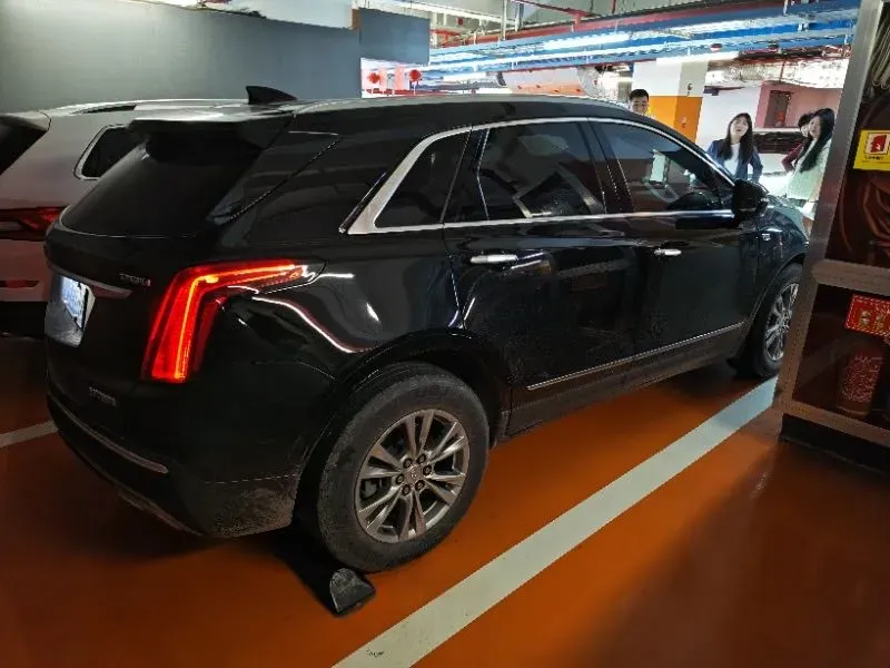 2022 Cadillac XT5 2.0T 237HP L4 9AT,autocango,china used car exporter,china ev exporter,chinese used car exporter,chinese used ev exporter