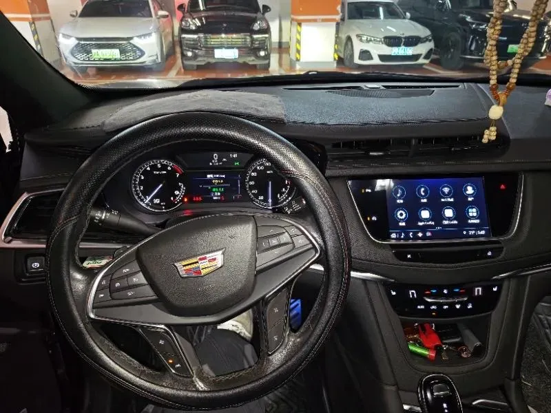 2022 Cadillac XT5 2.0T 237HP L4 9AT,autocango,china used car exporter,china ev exporter,chinese used car exporter,chinese used ev exporter