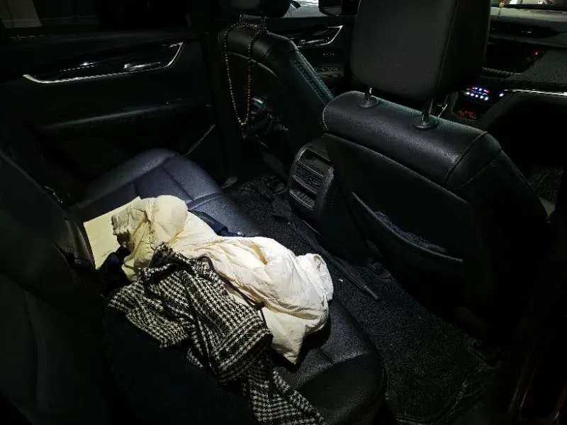 2022 Cadillac XT5 2.0T 237HP L4 9AT,autocango,china used car exporter,china ev exporter,chinese used car exporter,chinese used ev exporter