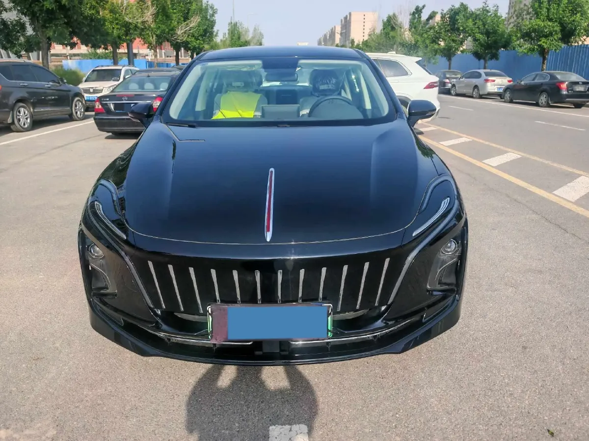 2024 HongQi E-QM5 BEV 60KWH,autocango,china used car exporter,china ev exporter,chinese used car exporter,chinese used ev exporter