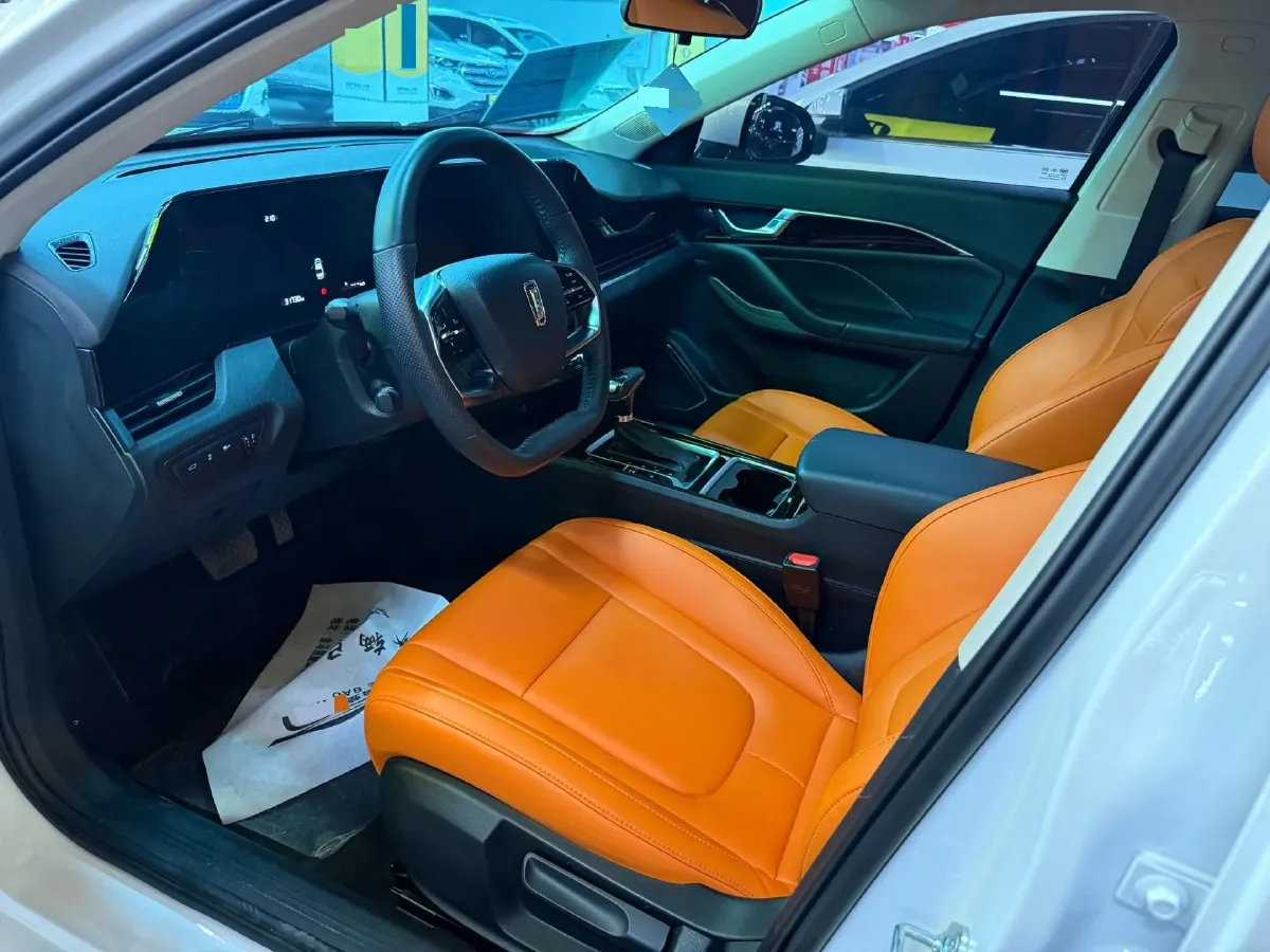 2022 Bestune B70 1.5T 169HP L4 7DCT,autocango,china used car exporter,china ev exporter,chinese used car exporter,chinese used ev exporter