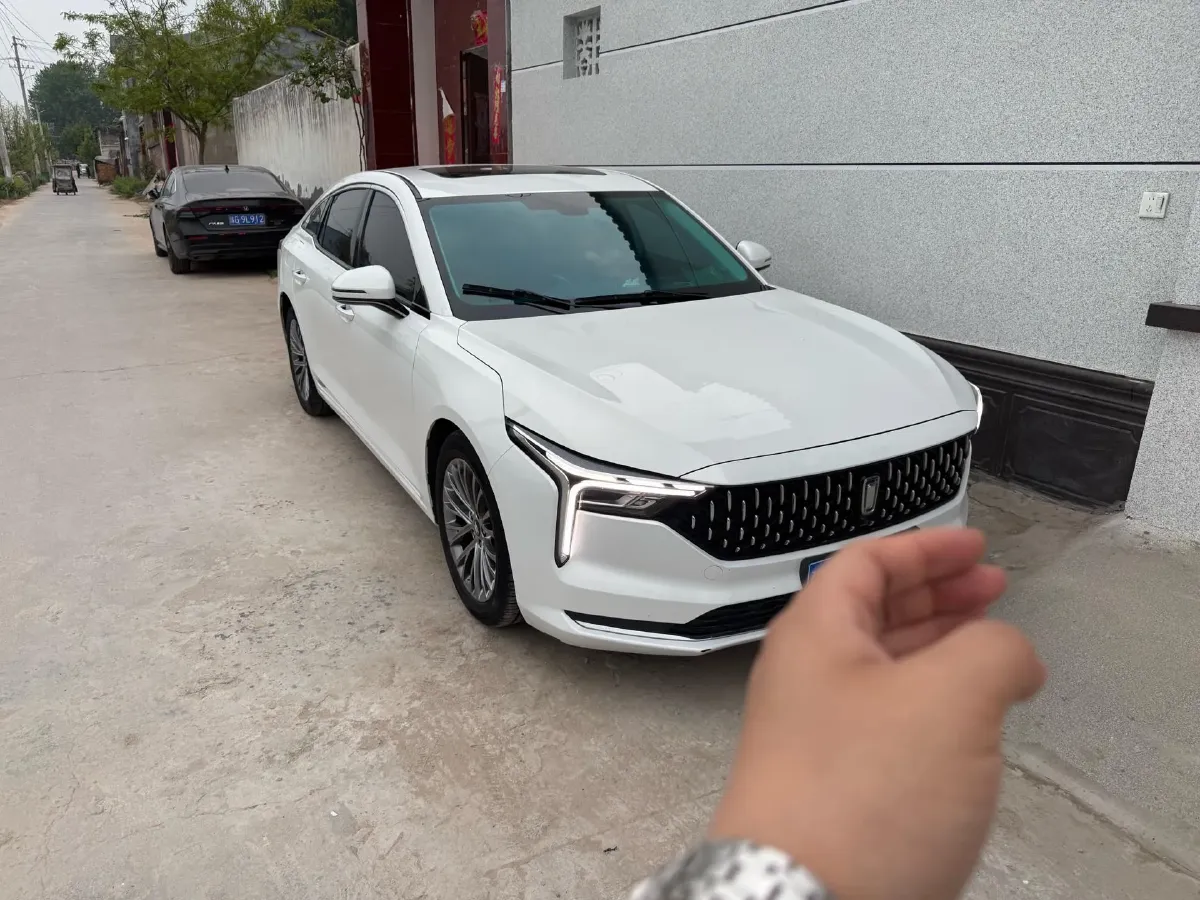 2022 Bestune B70 1.5T 169HP L4 7DCT,autocango,china used car exporter,china ev exporter,chinese used car exporter,chinese used ev exporter