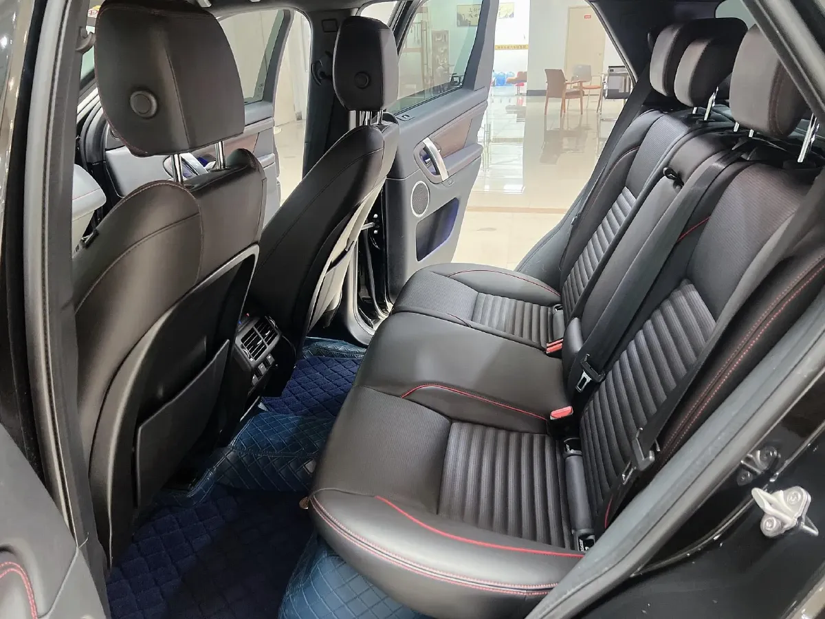 2022 Land Rover Discovery Sport 2.0T 249HP L4 9AT,autocango,china used car exporter,china ev exporter,chinese used car exporter,chinese used ev exporter