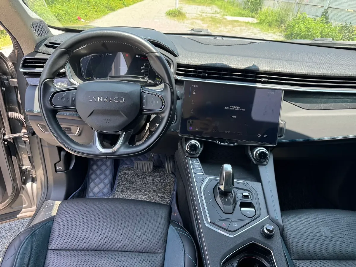 2020 LYNK&CO 05 2.0T 254HP L4 8AT,autocango,china used car exporter,china ev exporter,chinese used car exporter,chinese used ev exporter