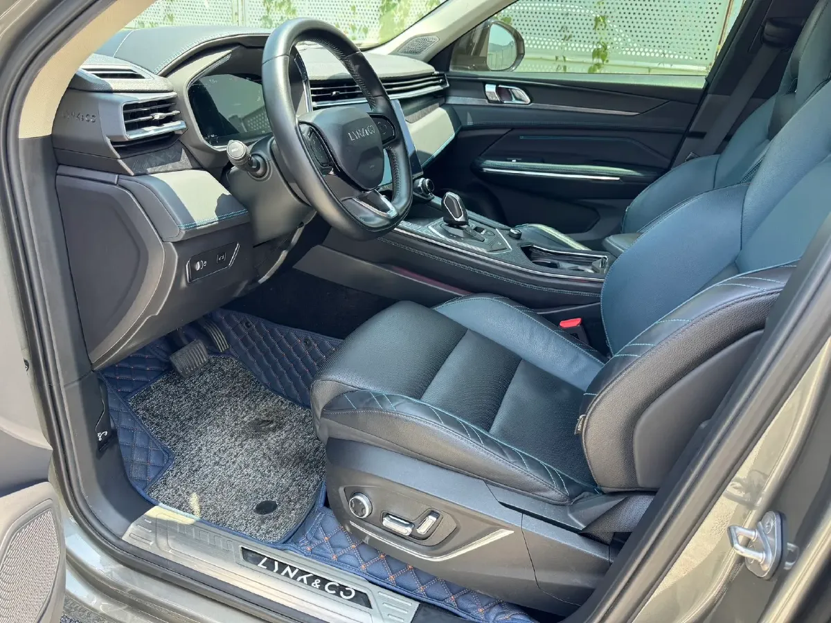 2020 LYNK&CO 05 2.0T 254HP L4 8AT,autocango,china used car exporter,china ev exporter,chinese used car exporter,chinese used ev exporter