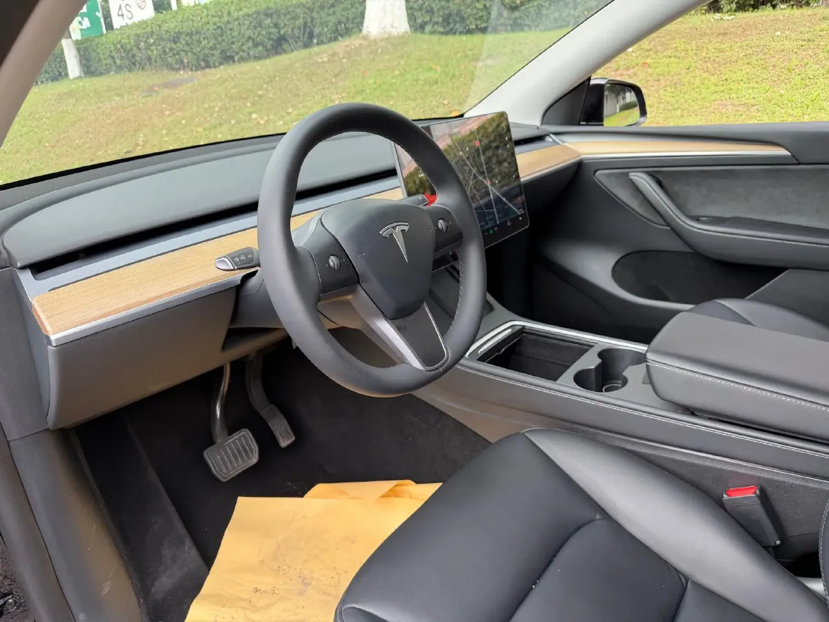 2021 MINI COUNTRYMAN 1.5T 136HP L3 8AT,autocango,china used car exporter,china ev exporter,chinese used car exporter,chinese used ev exporter