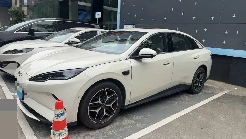 2025 BYD Seal06 BEV,autocango,china used car exporter,china ev exporter,chinese used car exporter,chinese used ev exporter