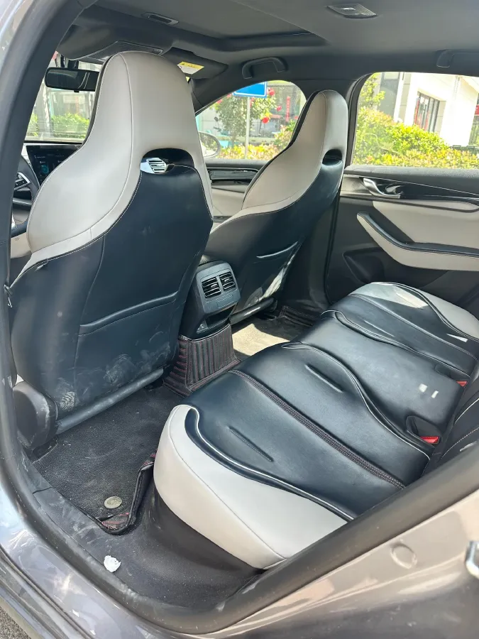 2021 Haval F7 1.5T 169HP L4 7DCT,autocango,china used car exporter,china ev exporter,chinese used car exporter,chinese used ev exporter