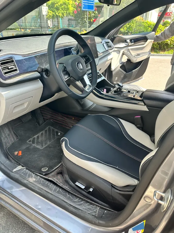 2021 Haval F7 1.5T 169HP L4 7DCT,autocango,china used car exporter,china ev exporter,chinese used car exporter,chinese used ev exporter