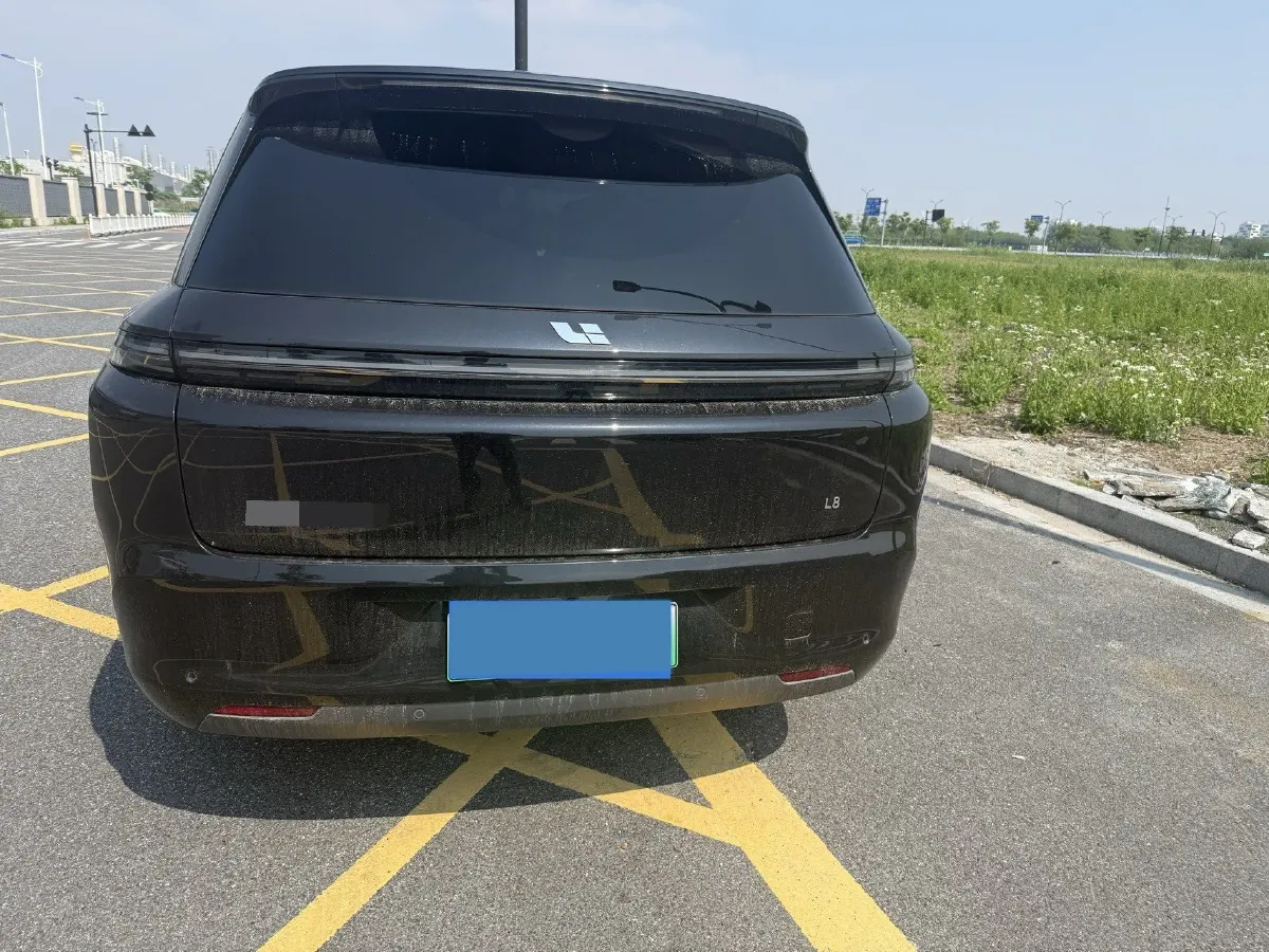 2024 Volvo S60 2.0T 197HP L4 7DCT,autocango,china used car exporter,china ev exporter,chinese used car exporter,chinese used ev exporter