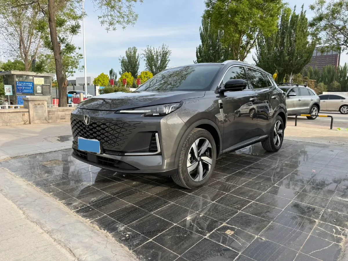 2024 ChangAn CS55 Plus 1.5T 188HP L4 7DCT,autocango,china used car exporter,china ev exporter,chinese used car exporter,chinese used ev exporter