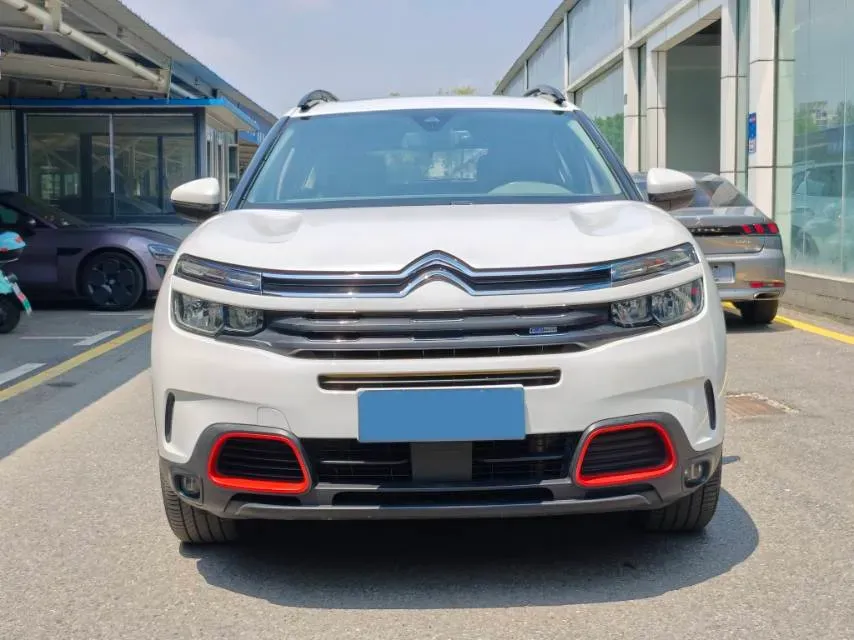 2019 Citroen C5 Aircross 1.6T 167HP L4 6AT,autocango,china used car exporter,china ev exporter,chinese used car exporter,chinese used ev exporter
