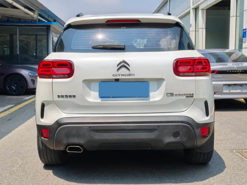 2019 Citroen C5 Aircross 1.6T 167HP L4 6AT,autocango,china used car exporter,china ev exporter,chinese used car exporter,chinese used ev exporter