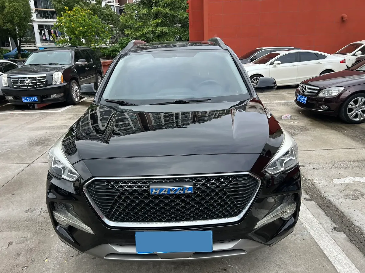 2018 Haval M6 1.5T 150HP L4 7DCT,autocango,china used car exporter,china ev exporter,chinese used car exporter,chinese used ev exporter