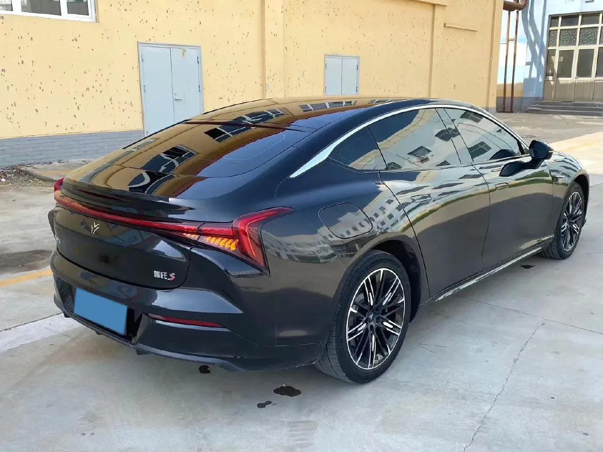 2024 Neta S 1.5L 116HP L4 REEV 31.7KWH,autocango,china used car exporter,china ev exporter,chinese used car exporter,chinese used ev exporter