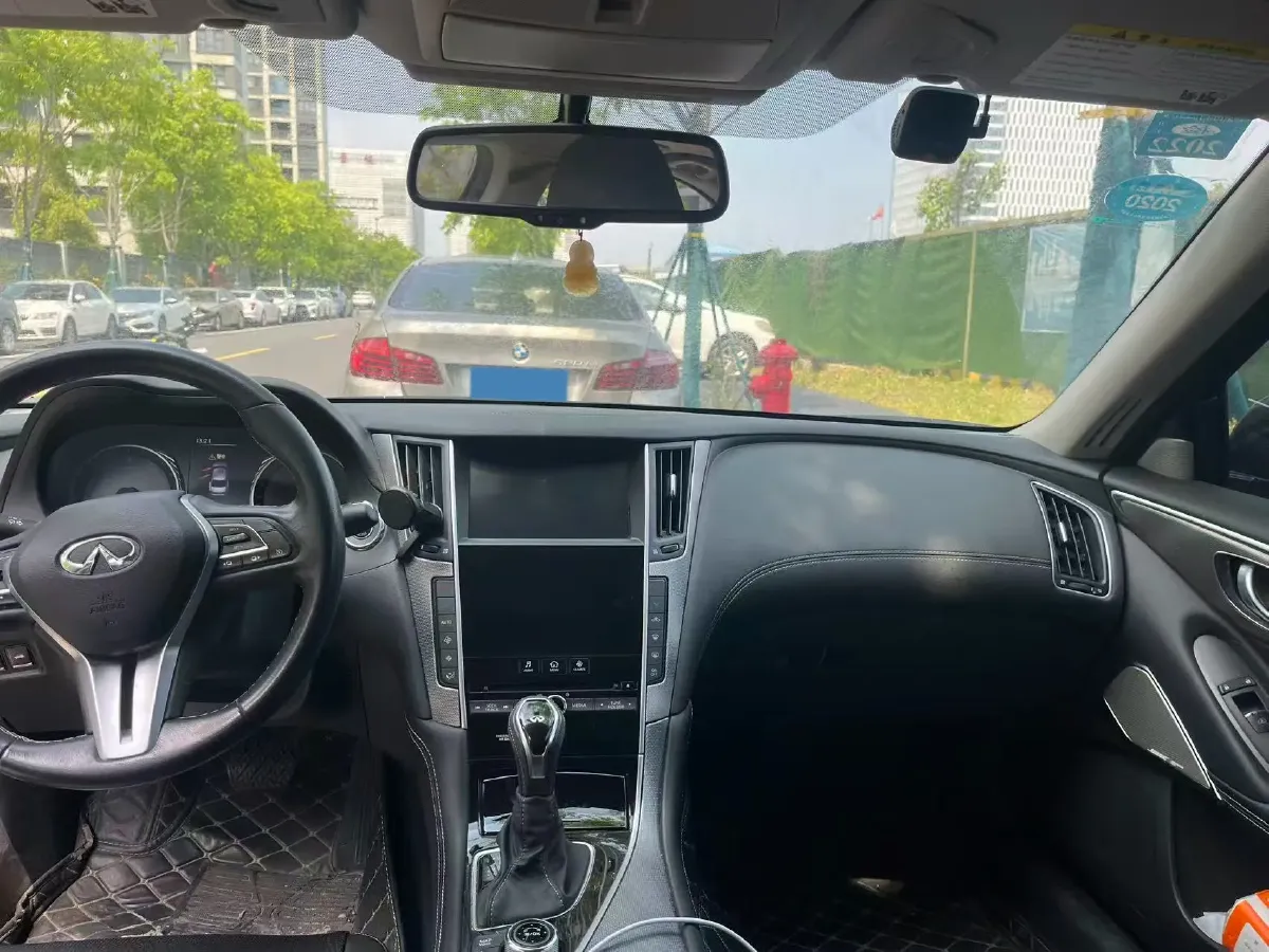 2018 Jeep Grand Commander 2.0T 265HP L4 9AT,autocango,china used car exporter,china ev exporter,chinese used car exporter,chinese used ev exporter