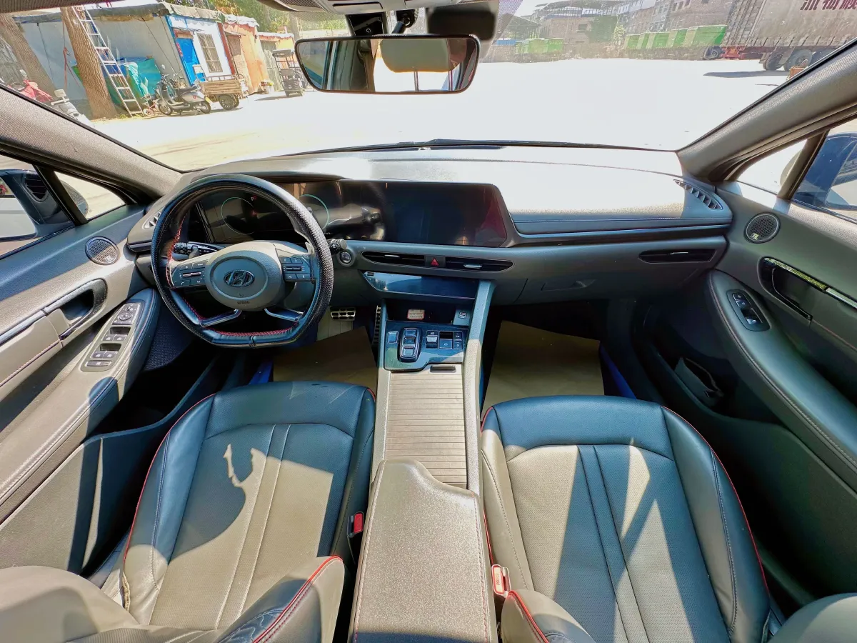 2020 Hyundai Sonata 2.0T 240HP L4 8AT,autocango,china used car exporter,china ev exporter,chinese used car exporter,chinese used ev exporter