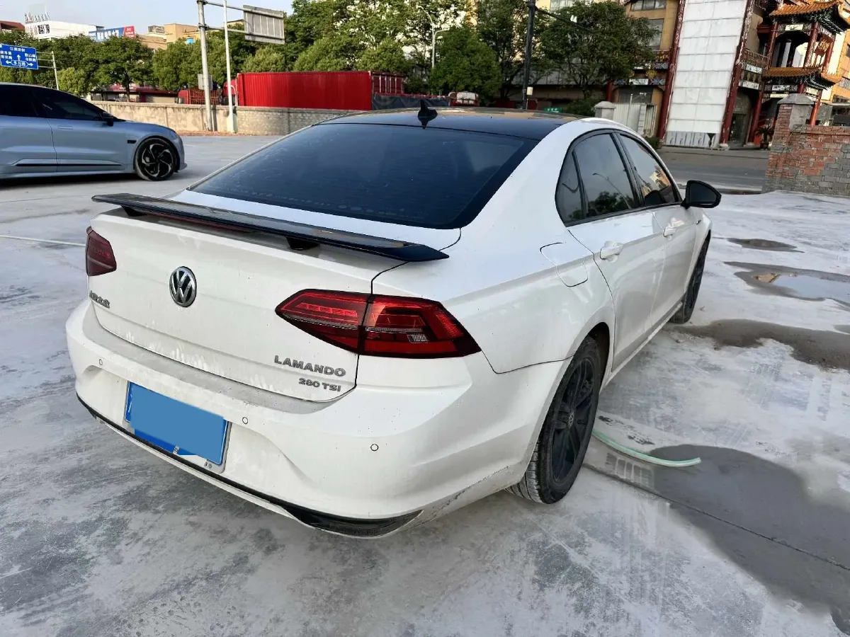 2021 Volkswagen T-Roc 1.4T 150HP L4 7DCT,autocango,china used car exporter,china ev exporter,chinese used car exporter,chinese used ev exporter
