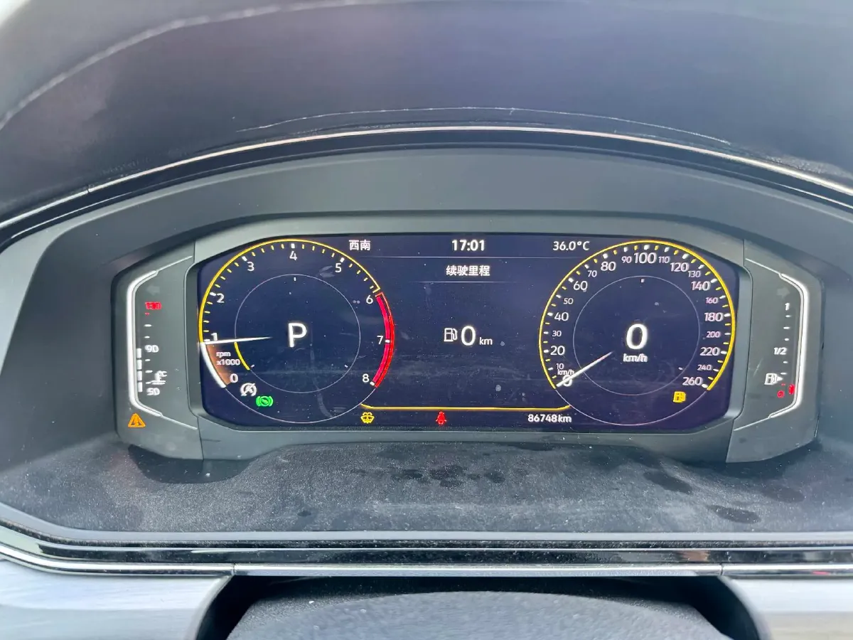2021 Volkswagen T-Roc 1.4T 150HP L4 7DCT,autocango,china used car exporter,china ev exporter,chinese used car exporter,chinese used ev exporter