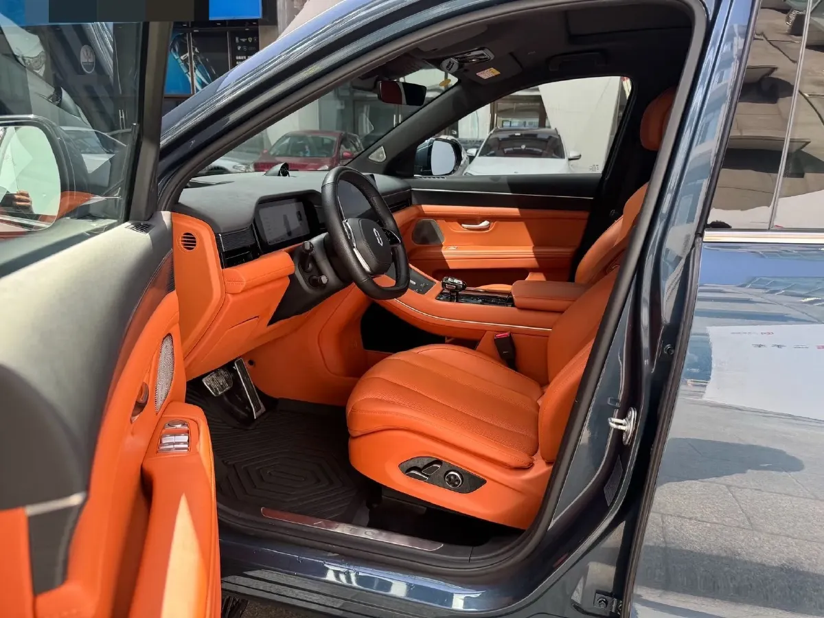 2024 AITO AITO M7 1.5T 152HP L4 REEV 42KWH,autocango,china used car exporter,china ev exporter,chinese used car exporter,chinese used ev exporter