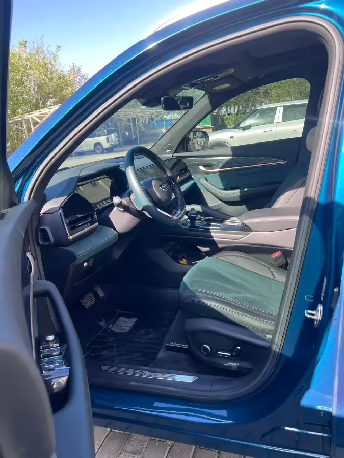 2021 Geely Monjaro 2.0T 218HP L4 7DCT,autocango,china used car exporter,china ev exporter,chinese used car exporter,chinese used ev exporter