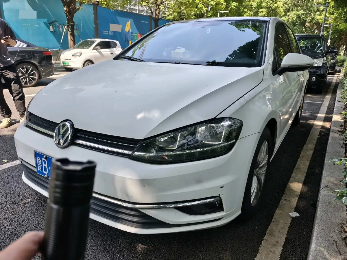2018 Volkswagen Golf 1.6L 110HP L4 6AT,autocango,china used car exporter,china ev exporter,chinese used car exporter,chinese used ev exporter