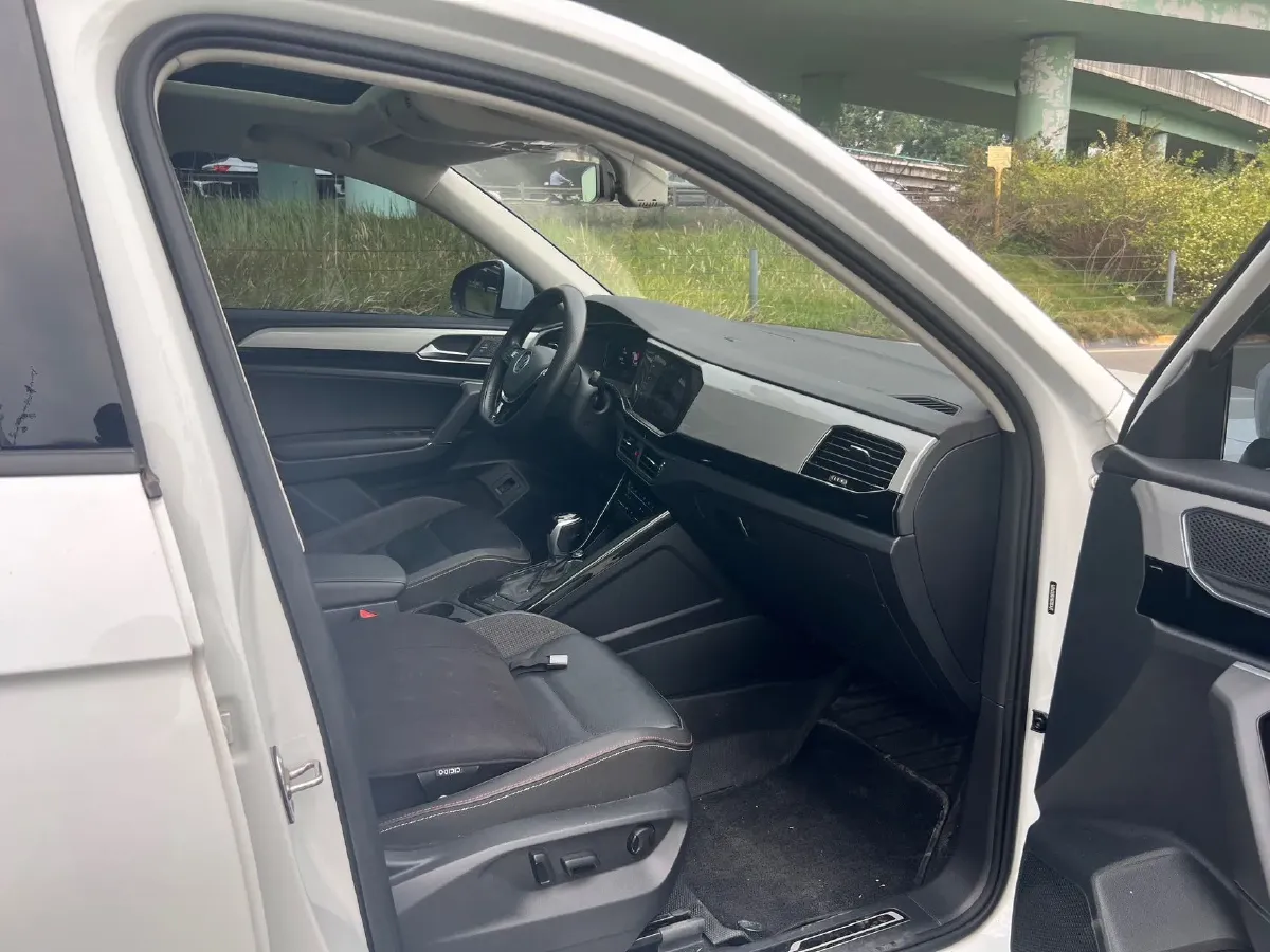 2021 Volkswagen Tayron 2.0T 186HP L4 7DCT,autocango,china used car exporter,china ev exporter,chinese used car exporter,chinese used ev exporter