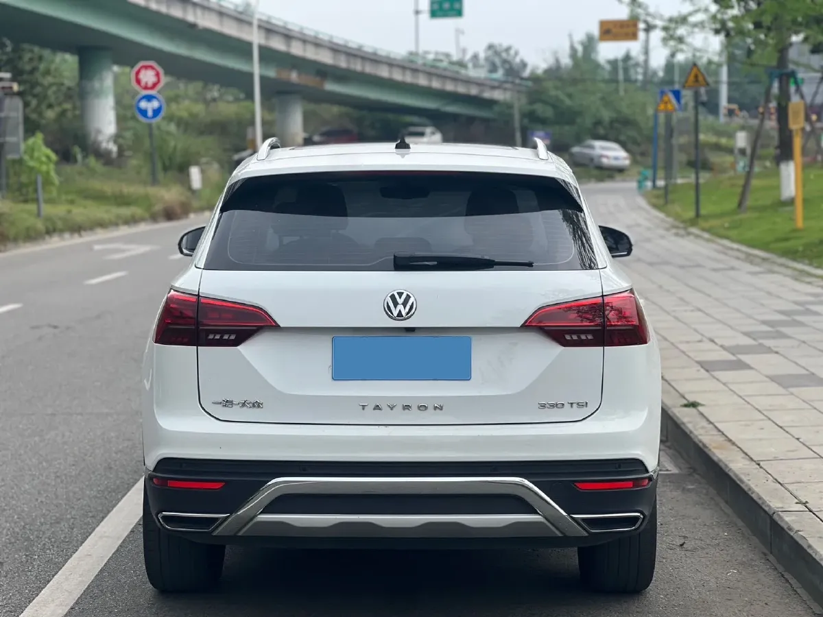 2021 Volkswagen Tayron 2.0T 186HP L4 7DCT,autocango,china used car exporter,china ev exporter,chinese used car exporter,chinese used ev exporter