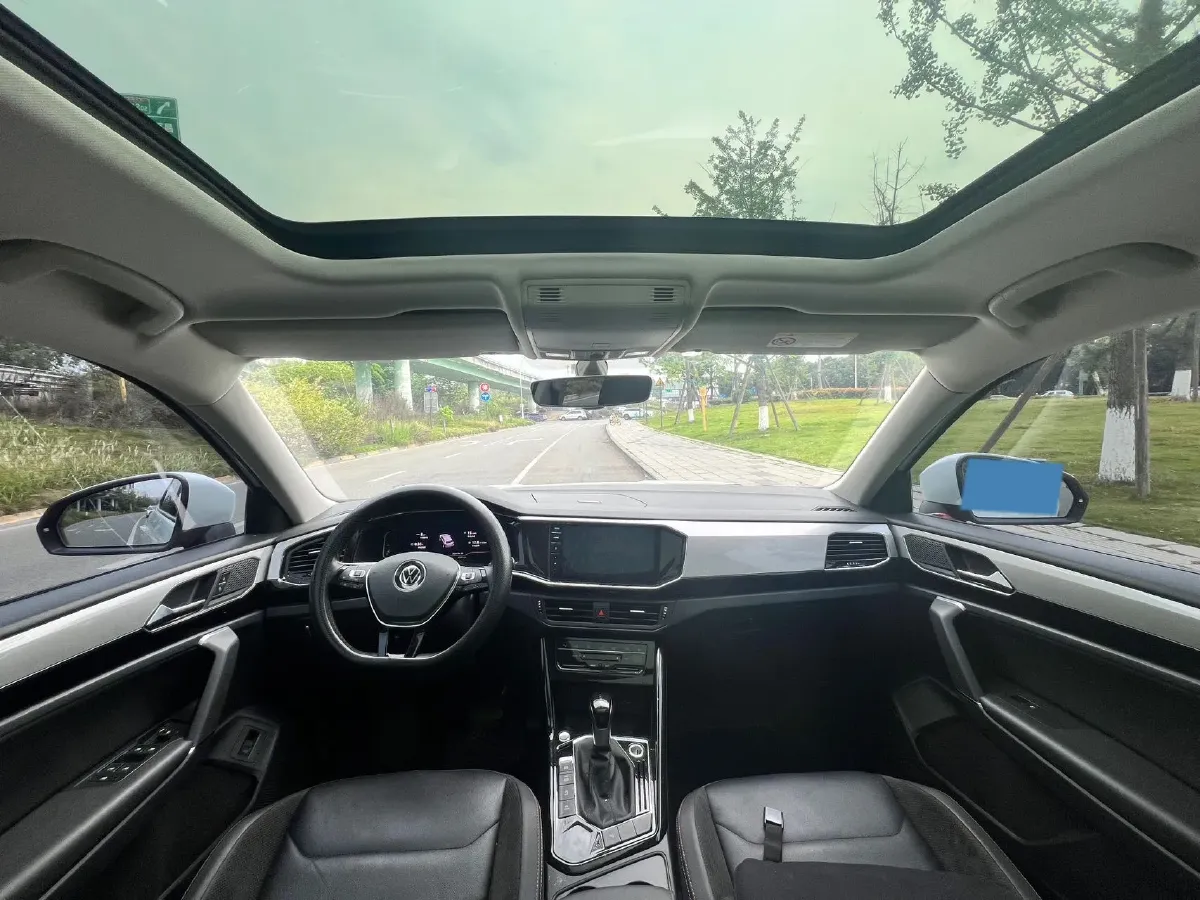 2021 Volkswagen Tayron 2.0T 186HP L4 7DCT,autocango,china used car exporter,china ev exporter,chinese used car exporter,chinese used ev exporter
