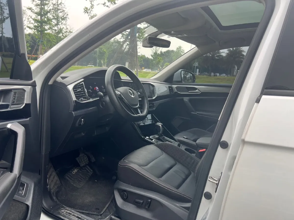 2021 Volkswagen Tayron 2.0T 186HP L4 7DCT,autocango,china used car exporter,china ev exporter,chinese used car exporter,chinese used ev exporter