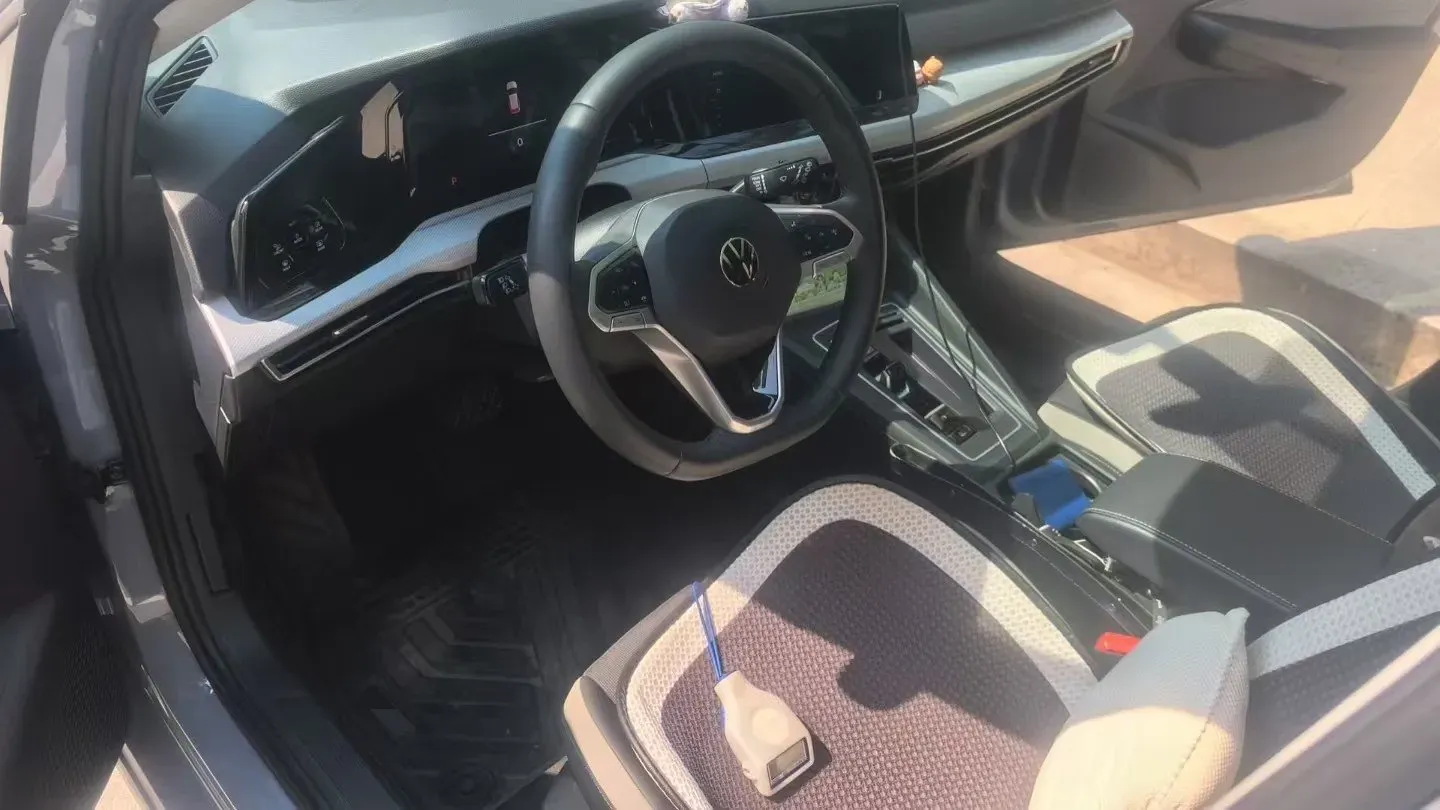 2021 Volkswagen Golf 1.4T 150HP L4 7DCT,autocango,china used car exporter,china ev exporter,chinese used car exporter,chinese used ev exporter