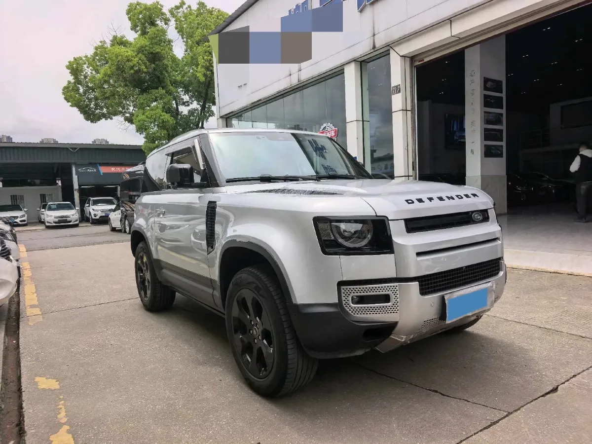2022 Land Rover Defender 2.0T 300HP L4 8AT,autocango,china used car exporter,china ev exporter,chinese used car exporter,chinese used ev exporter
