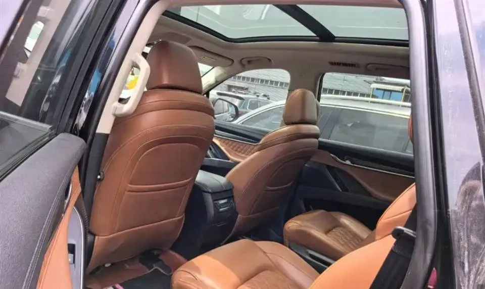 2020 MAXUS D90 Pro 2.0T 218HP L4 8AT,autocango,china used car exporter,china ev exporter,chinese used car exporter,chinese used ev exporter