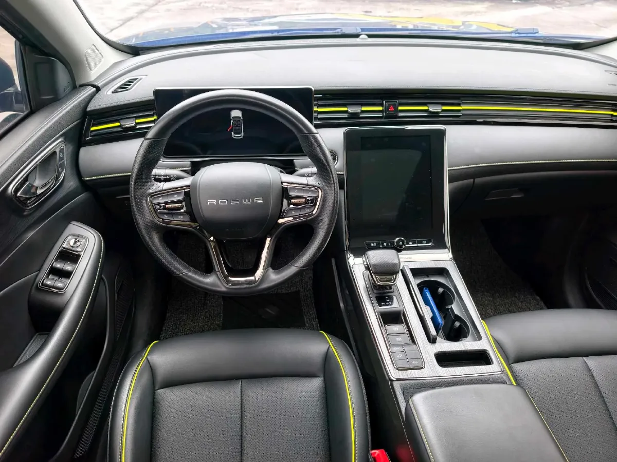 2023 Roewe RX5 1.5T 181HP L4 7DCT,autocango,china used car exporter,china ev exporter,chinese used car exporter,chinese used ev exporter