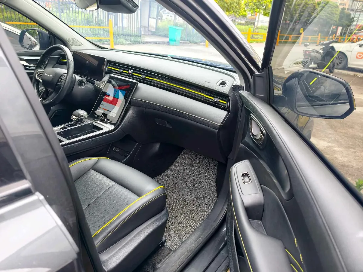 2023 Roewe RX5 1.5T 181HP L4 7DCT,autocango,china used car exporter,china ev exporter,chinese used car exporter,chinese used ev exporter